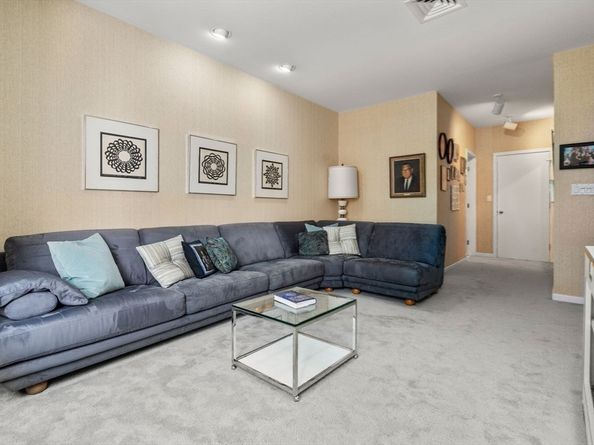 228 Allandale Rd 1B, Boston MA 02467
