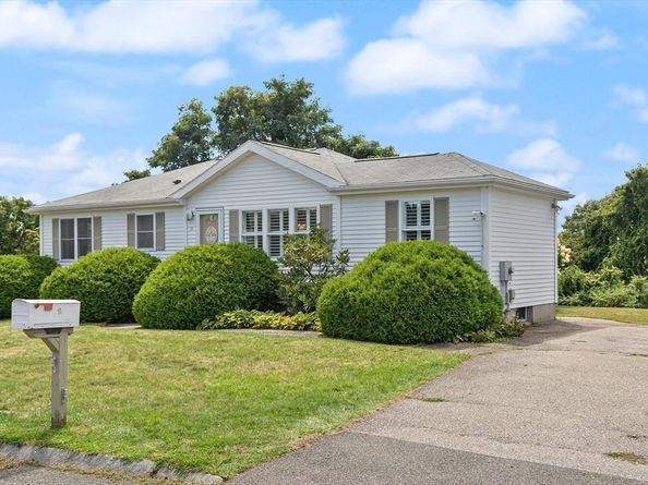11 Crestview Terrace, Gloucester MA 01930