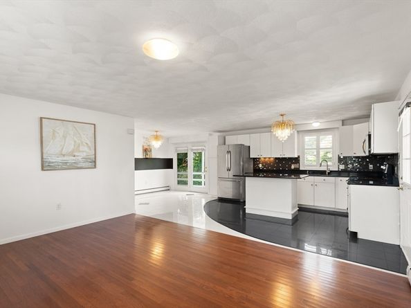 11 Crestview Terrace, Gloucester MA 01930
