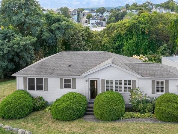 11 Crestview Terrace, Gloucester MA 01930