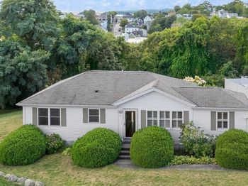 11 Crestview Terrace