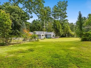 83 River Rd, Norfolk MA 02056
