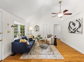 83 River Rd, Norfolk MA 02056