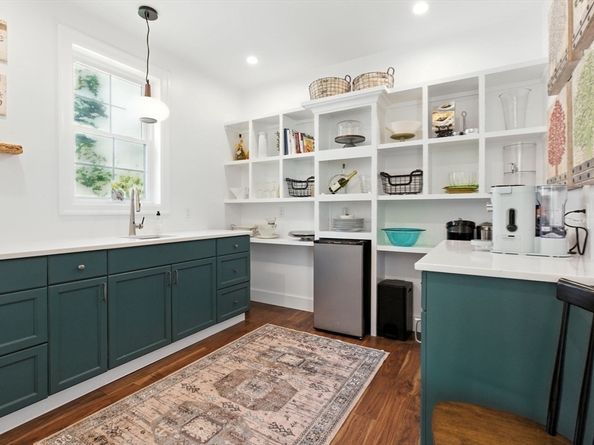 60 Claybrook Road, Dover MA 02030