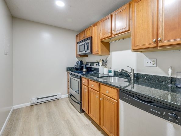 200 Manning St 16C, Hudson MA 01749