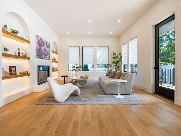 34 West Street A, Newton MA 02458