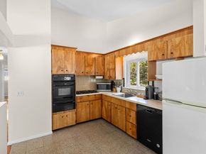 14 Richard Rd, Medway MA 02053