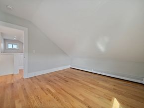 14 Dalton St 14, Newburyport MA 01950