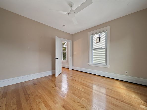 14 Dalton St 14, Newburyport MA 01950