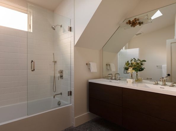 11 Sacramento Place, Cambridge MA 02138