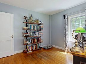 21 Pleasant St, Brookfield MA 01506