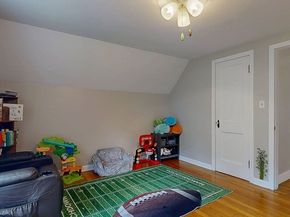 21 Pleasant St, Brookfield MA 01506