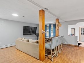 213 Cedar St, Sturbridge MA 01518