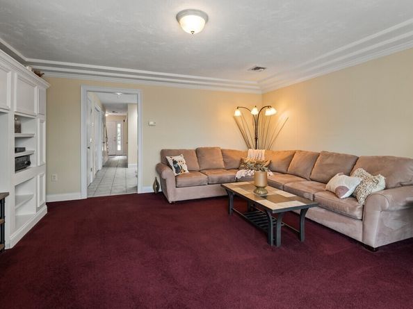 32 Pommogussett Rd 1, Rutland MA 01543