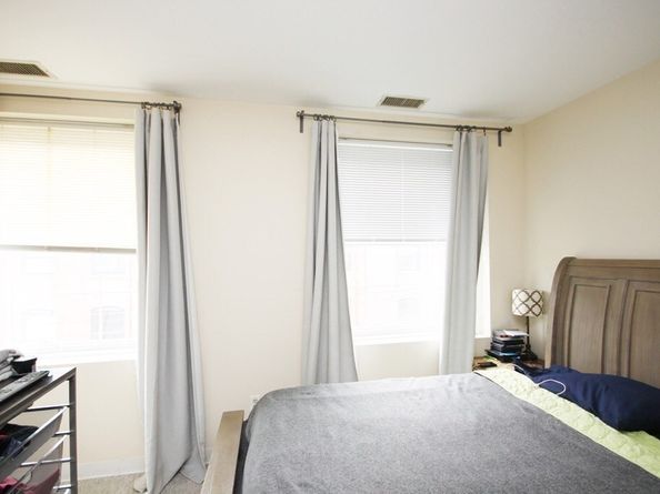 21 Linden St 318, Quincy MA 02170