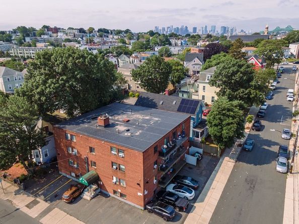 39 Cary Avenue 14, Chelsea MA 02150