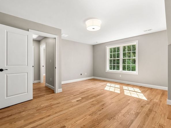 156 Chestnut Street 15, North Andover MA 01845