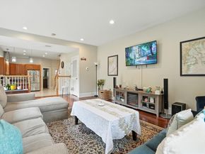 56 Town Hill St 56, Quincy MA 02169