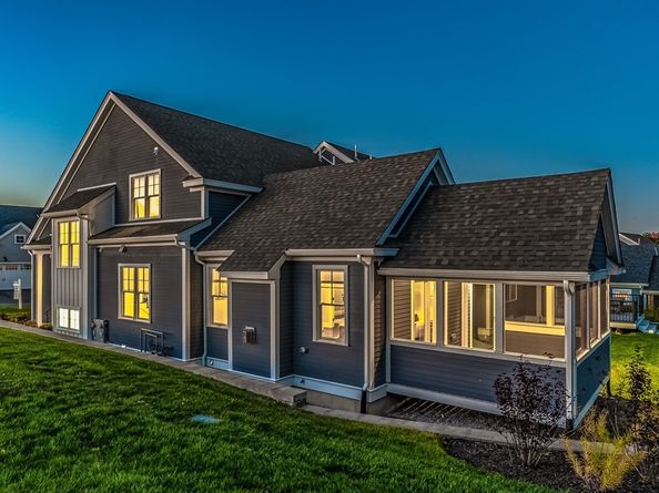 10 Waterville Lane 10, Hopkinton MA 01748