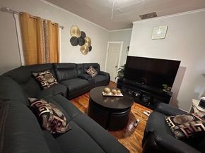 7 Bluff St, Worcester MA 01610