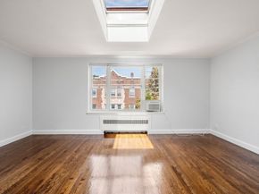 88 Strathmore 7, Boston MA 02135