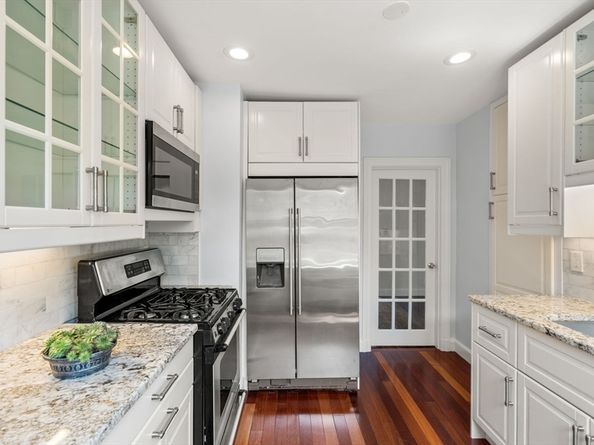 88 Strathmore 7, Boston MA 02135