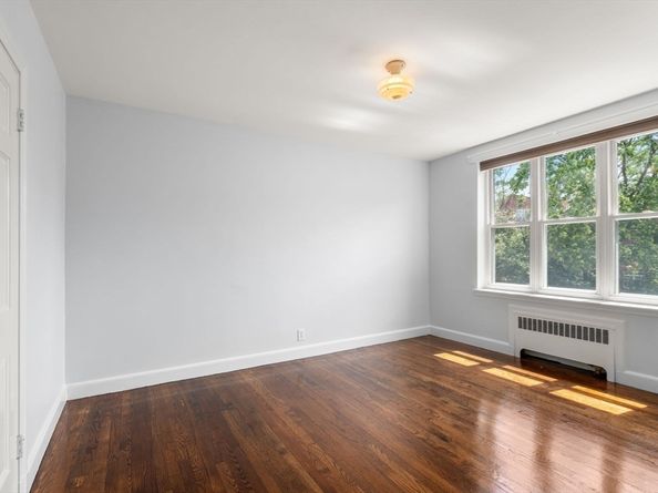 88 Strathmore 7, Boston MA 02135