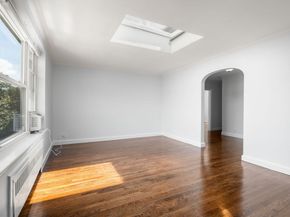 88 Strathmore 7, Boston MA 02135