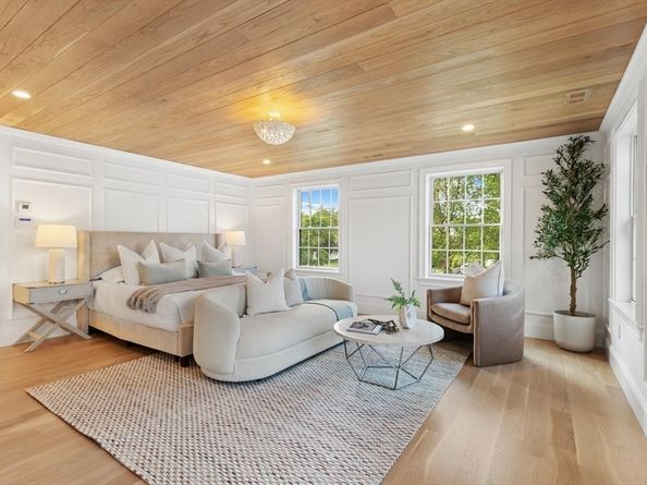 40 Foxcroft Road, Winchester MA 01890