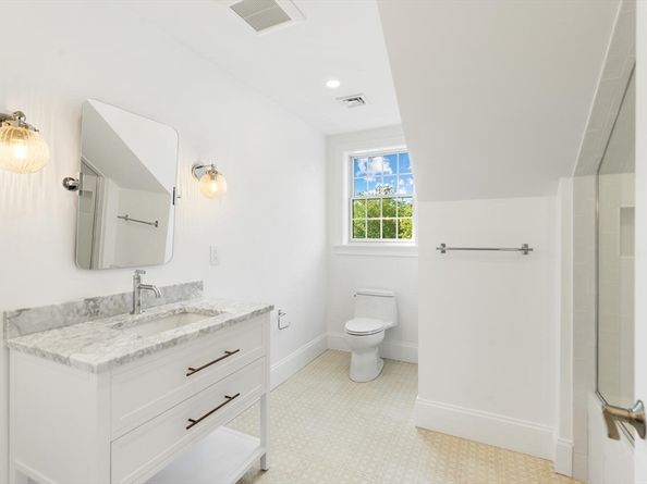 40 Foxcroft Road, Winchester MA 01890