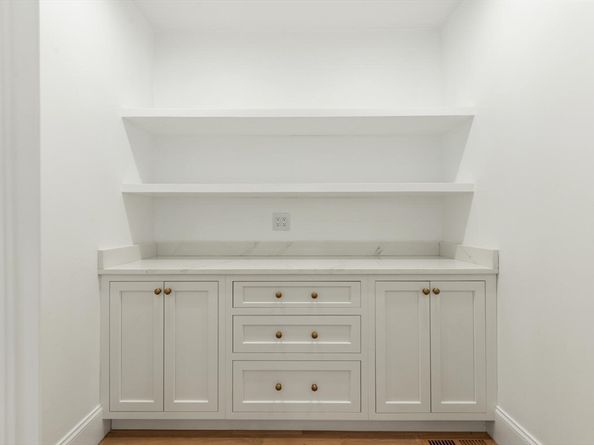 40 Foxcroft Road, Winchester MA 01890