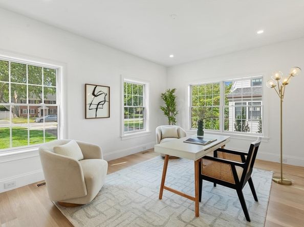 40 Foxcroft Road, Winchester MA 01890