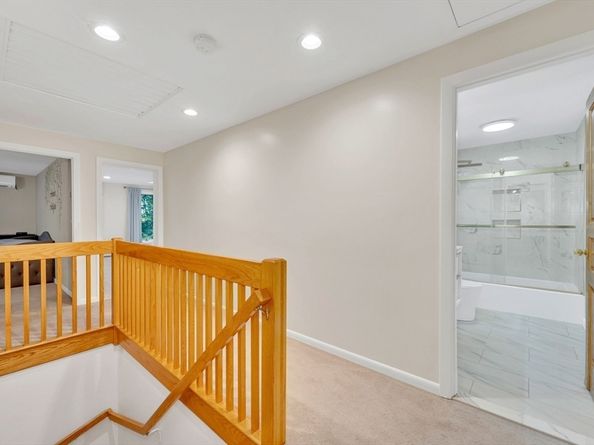 17 Cold Harbor Dr, Northborough MA 01532