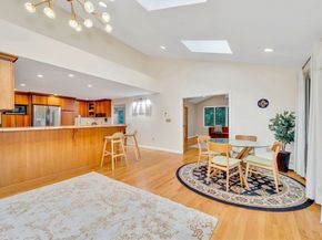 17 Cold Harbor Dr, Northborough MA 01532