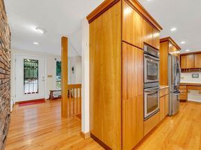 17 Cold Harbor Dr, Northborough MA 01532