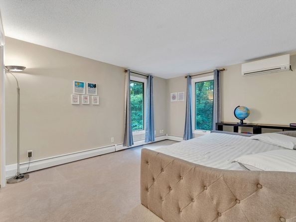 17 Cold Harbor Dr, Northborough MA 01532