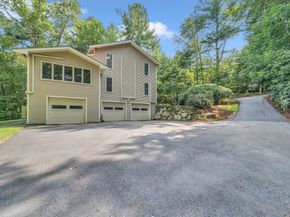17 Cold Harbor Dr, Northborough MA 01532