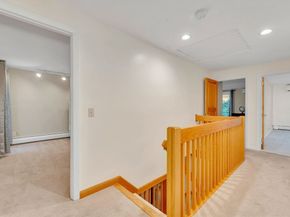 17 Cold Harbor Dr, Northborough MA 01532