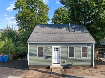 132 Summer St