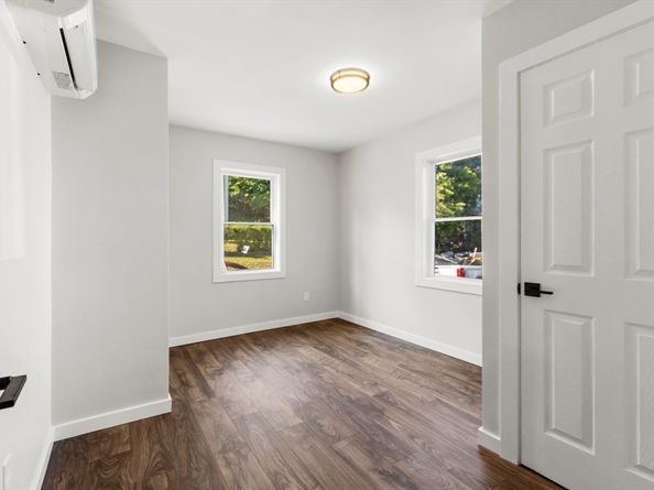 132 Summer St, Plymouth MA 02360