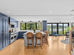 392 S Main St, Cohasset MA 02025