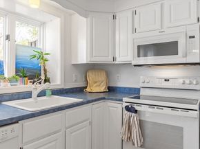 128 Parker St 3B, Acton MA 01720