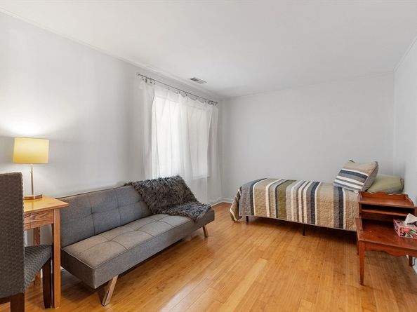 128 Parker St 3B, Acton MA 01720