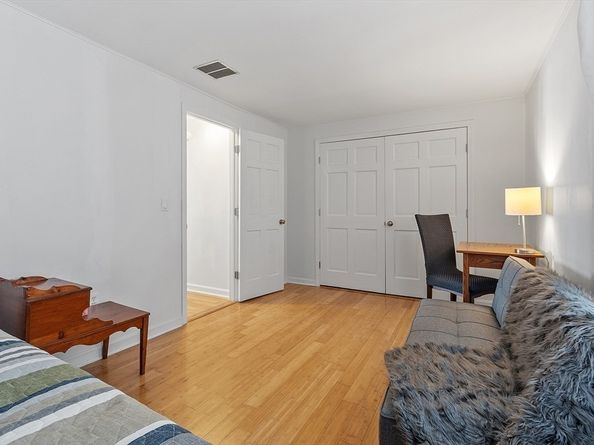 128 Parker St 3B, Acton MA 01720