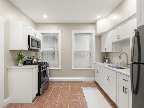 3 Spring Garden Street 1, Boston MA 02125