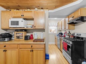 42 Everett Street, Middleboro MA 02346