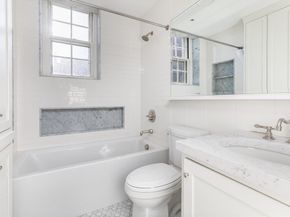 62 Beacon 3, Boston MA 02108