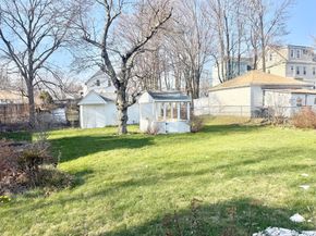 62 Arthur St, Brockton MA 02301