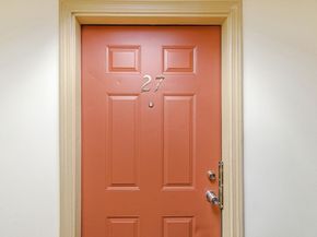 39 Hemenway St 27, Boston MA 02115