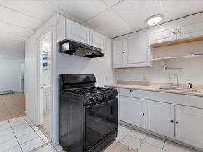 12 Mckinstry Dr, Charlton MA 01507